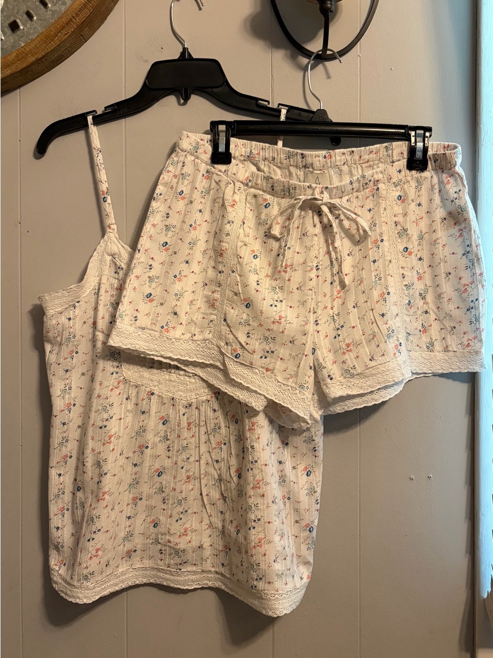 Joie White Floral Lace-Trim Camisole & Shorts Pajama Set